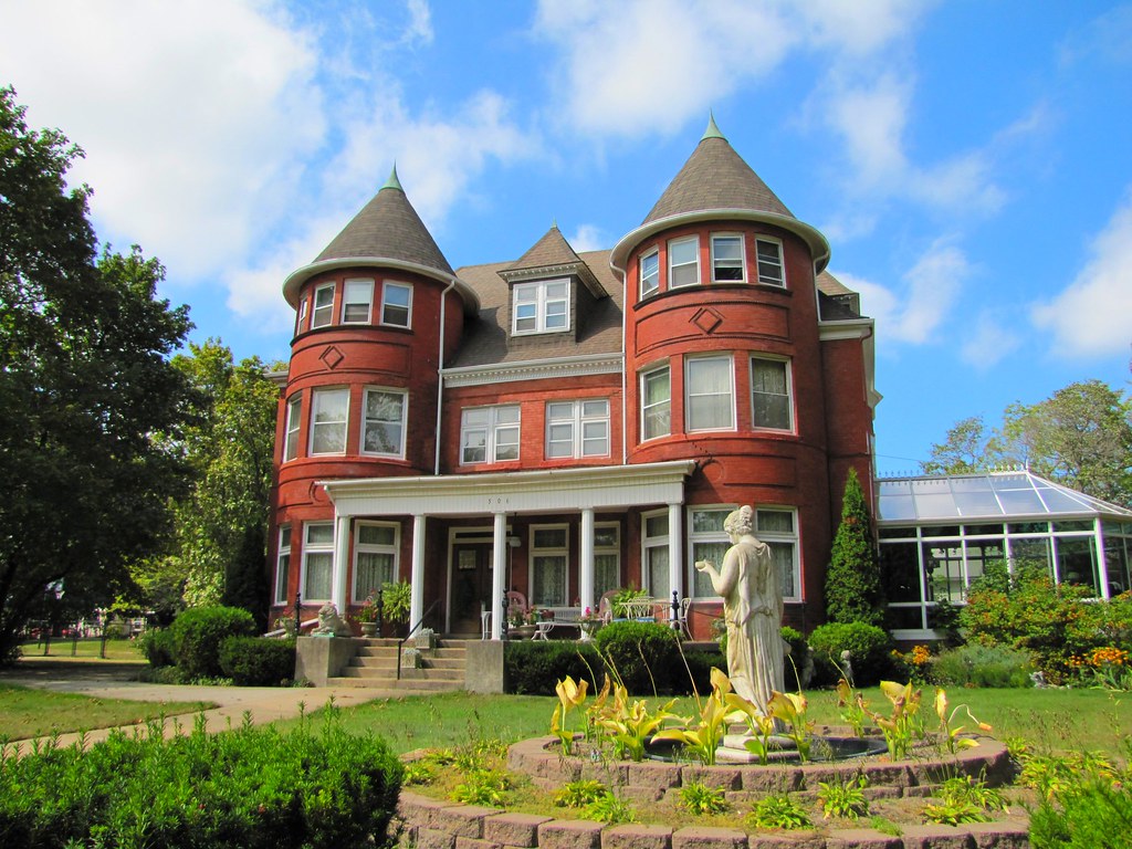 The Dempsey House The Dempsey House in Manistee, Michigan … Flickr