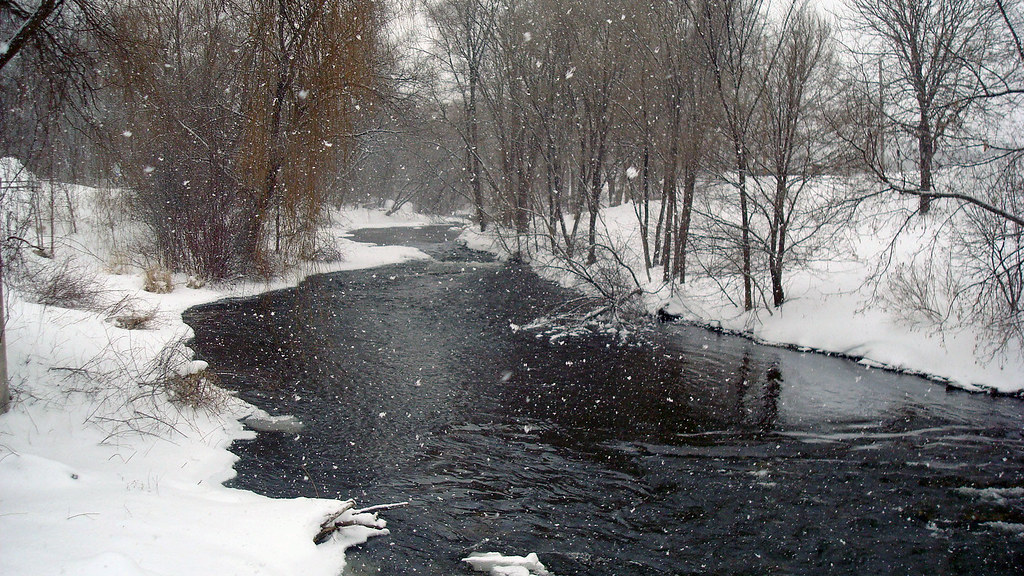 Fresh Snow Fall, Waupaca Wis. Looking up the Waupaca River… Flickr