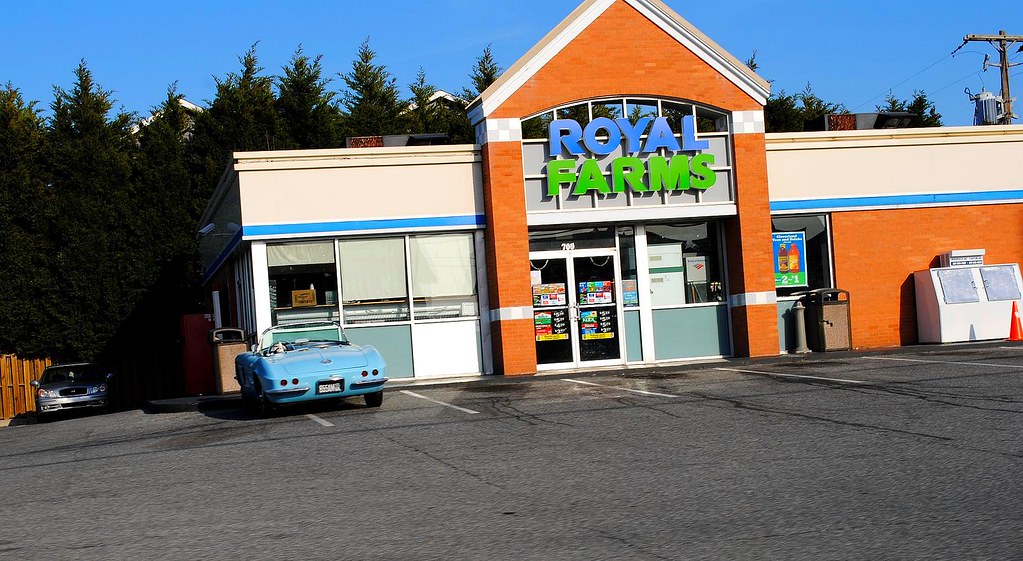 Fenwick Island, DE Royal Farm Store on the ocean side of t… Lee