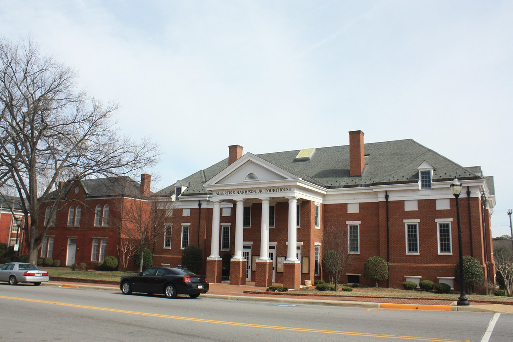 IMG_2866 Brunswick County Courthouse Lawrenceville, VA Adam
