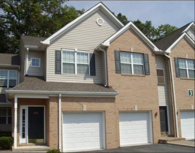 Sterling Parc Townhomes A magnificent rental community des… Flickr