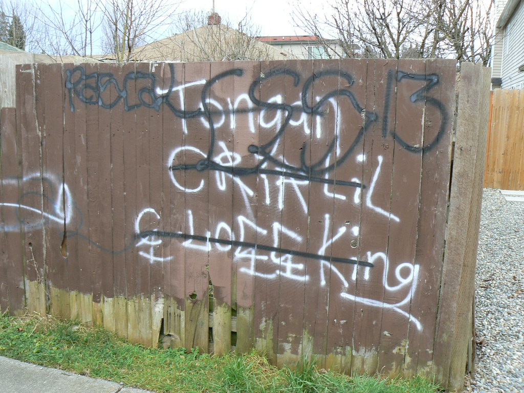 RIVALS Tongan Crip Gang, crossed out by Callejones Escondi… Flickr