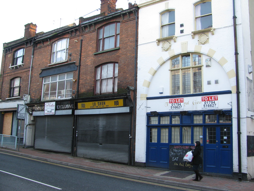 Chatham 4 closed down shops Parts of Chatham are in seriou… Flickr
