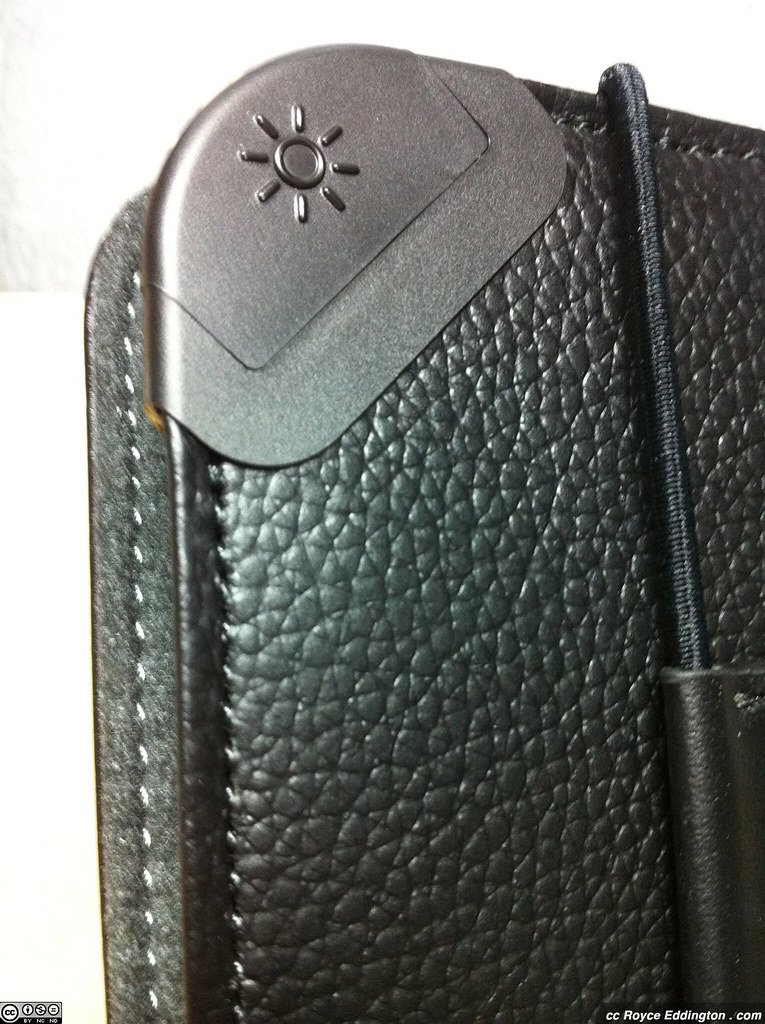 Kindle Leather Cover With Light 06 I've always been a fan … Flickr
