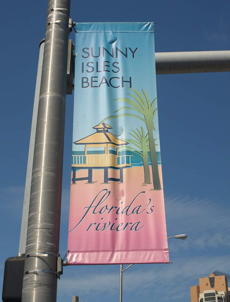 Sunny Isles Beach Sunny Isles Beach runs along Collins Ave… Flickr