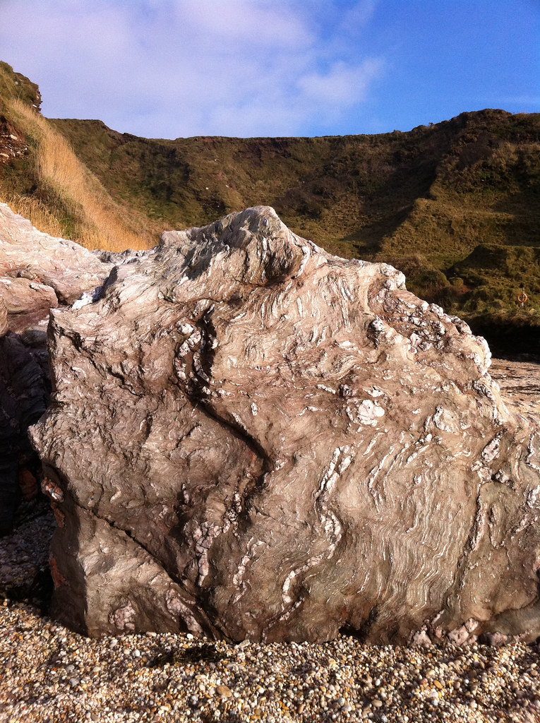 Beach rock Near Start Point, South Devon iPhon… Flickr