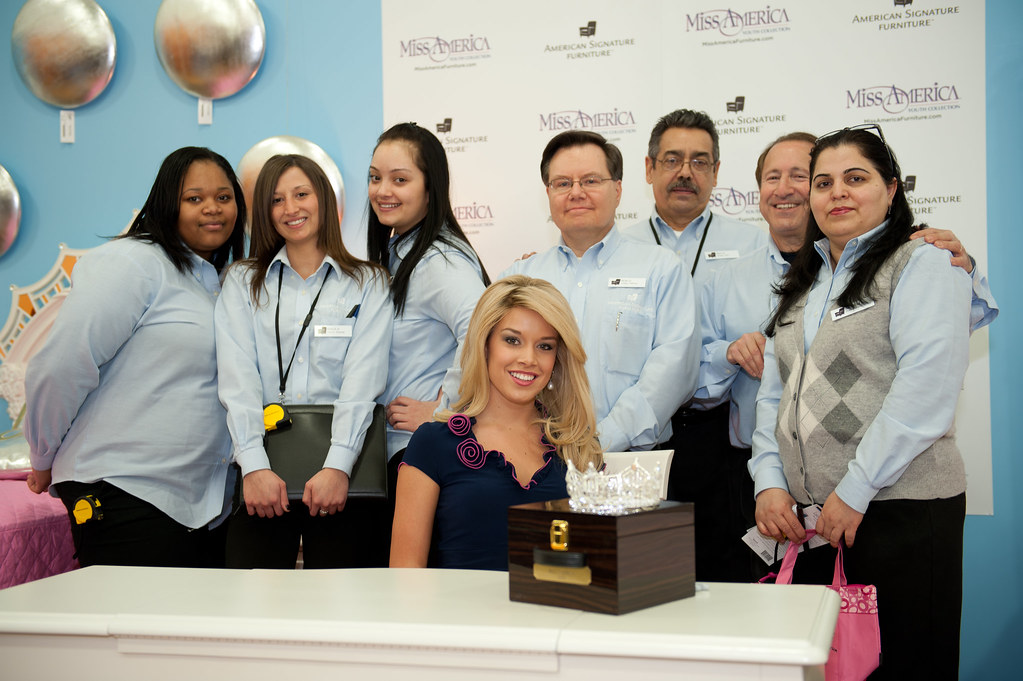 _SWI1099 American Signature, Inc Flickr