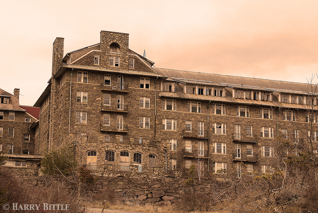 Abandoned Buck Hill Inn 1 Abandoned Buck Hill Falls Inn. B… Flickr