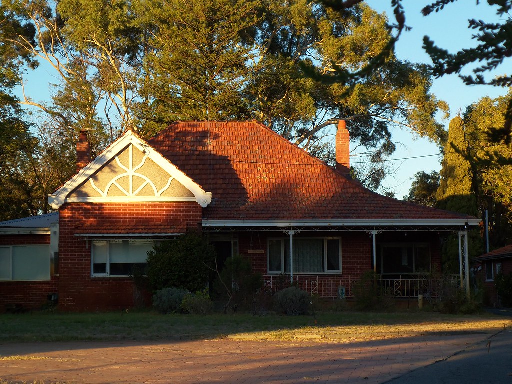 Mulvay's Home Maddington, built 1914 This was the Mulvay's… Flickr