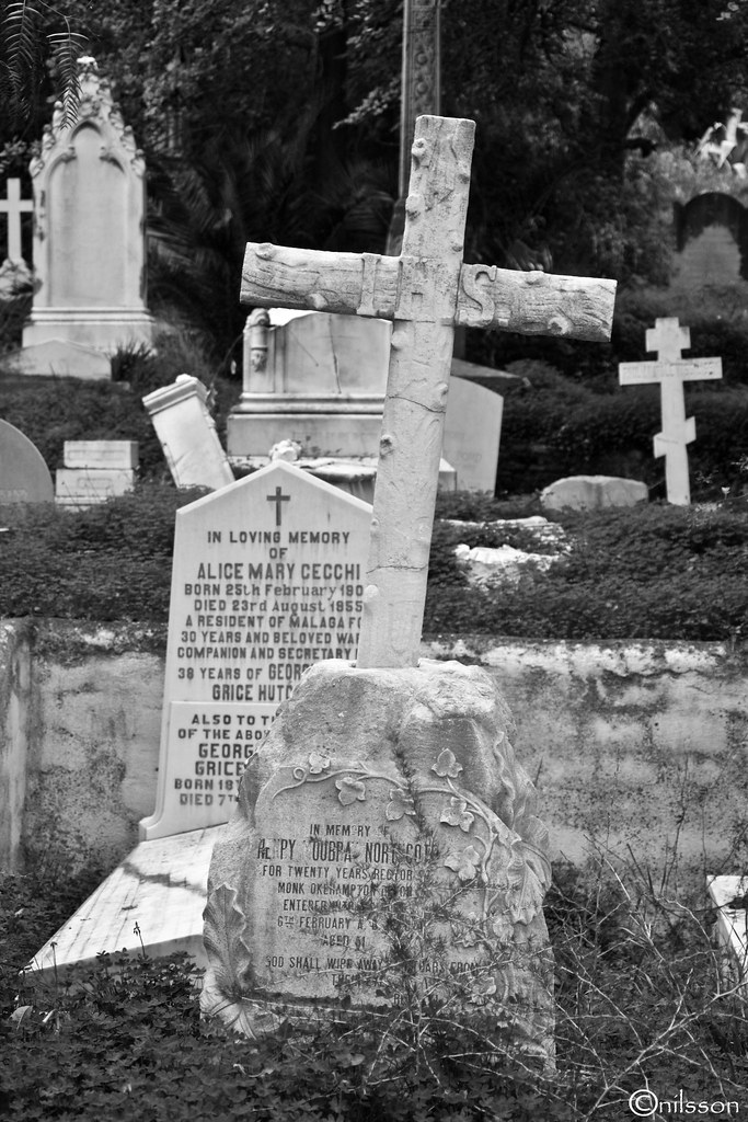 tumbas Cementerio Inglés, Málaga, España (Spain) www.cemen… Flickr