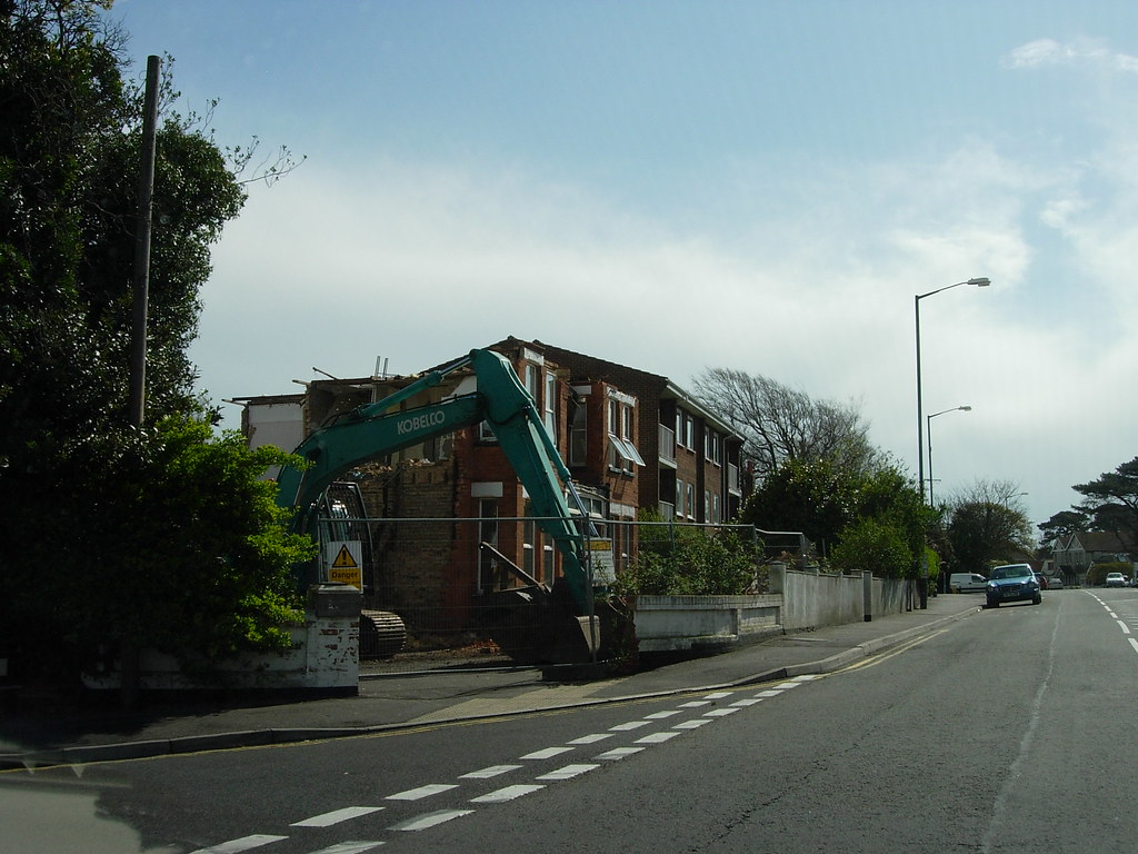 SOUTHBOURNE RD. BOURNEMOUTH. DORSET. APRIL 2008 a photo on Flickriver
