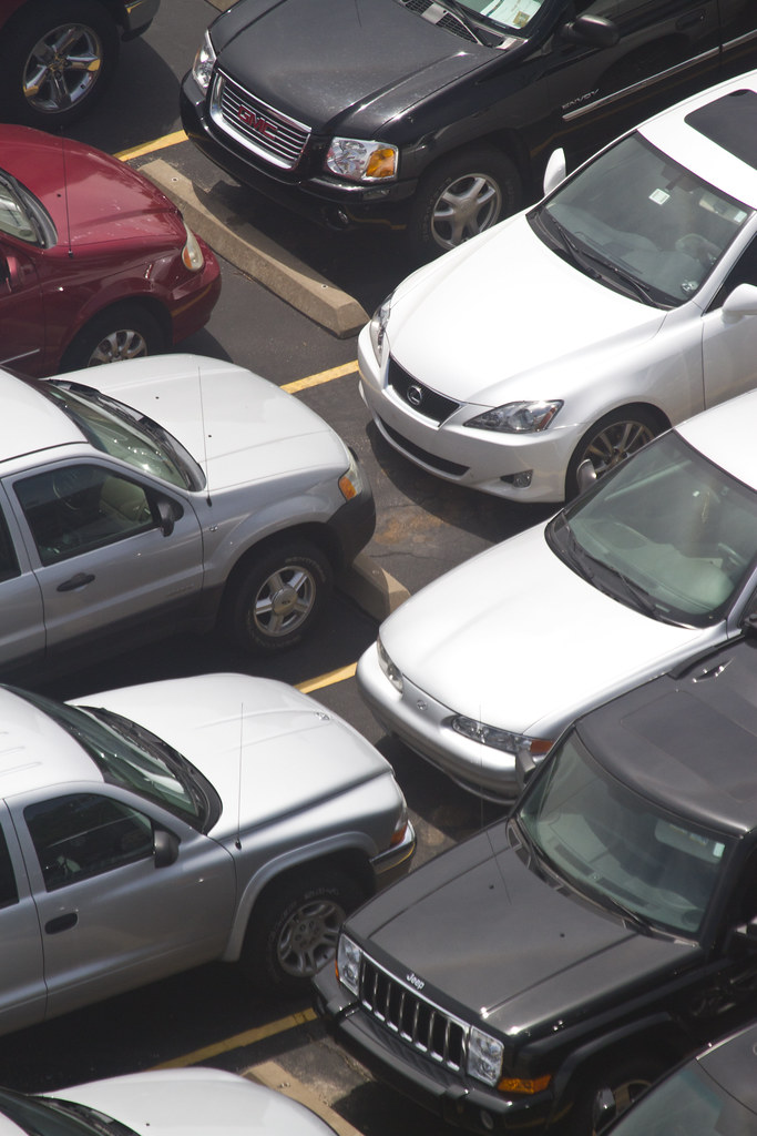 Zooming in on parked cars Tor Flickr