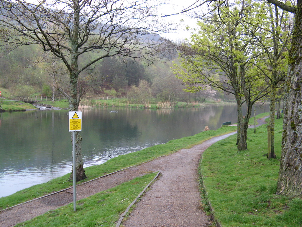 Blaenau Gwent, Cwmtillery Lakes Clean Up, April 2014 Flickr