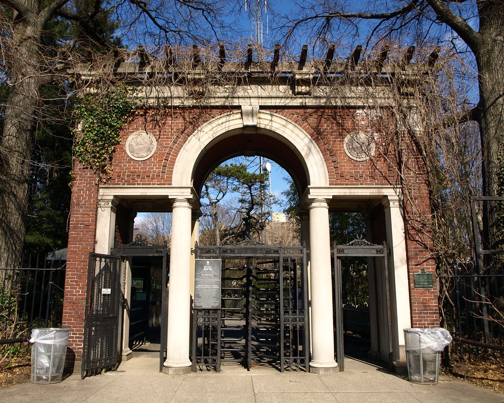 Flatbush Avenue Entrance, Brooklyn Botanic Garden, New Yor… Flickr