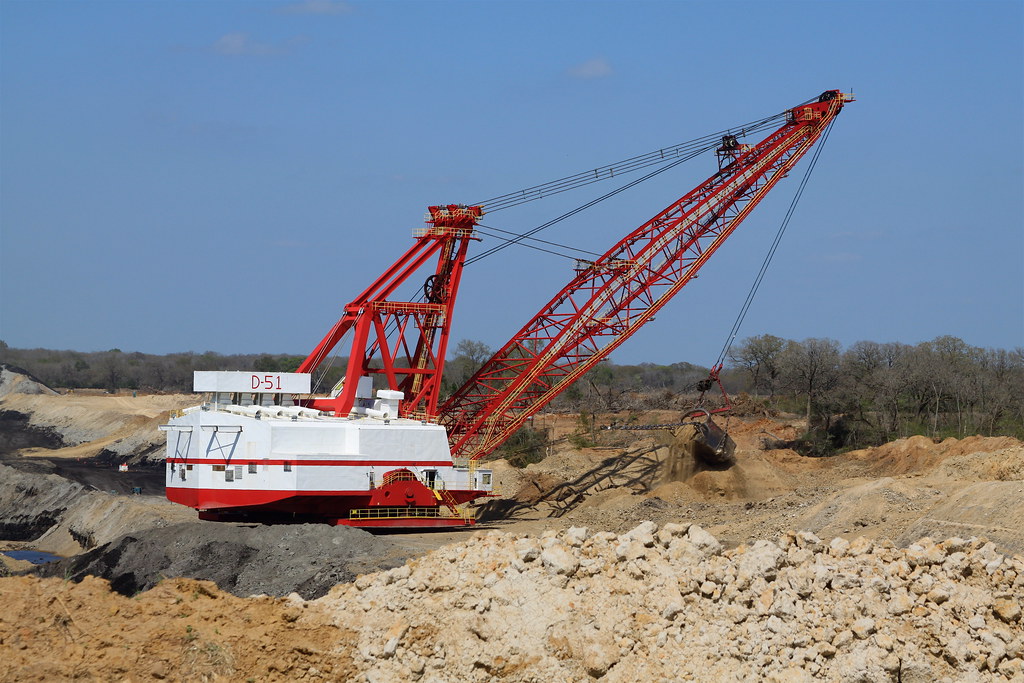 Dragline, Luminant Energy Kosse lignite mine Texas is a le… Flickr
