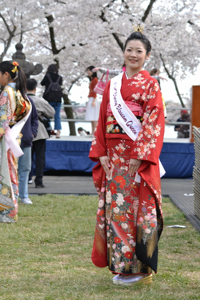 Mika Shinzawa 2011 Cherry Blossom Queen National Cherry Blossom
