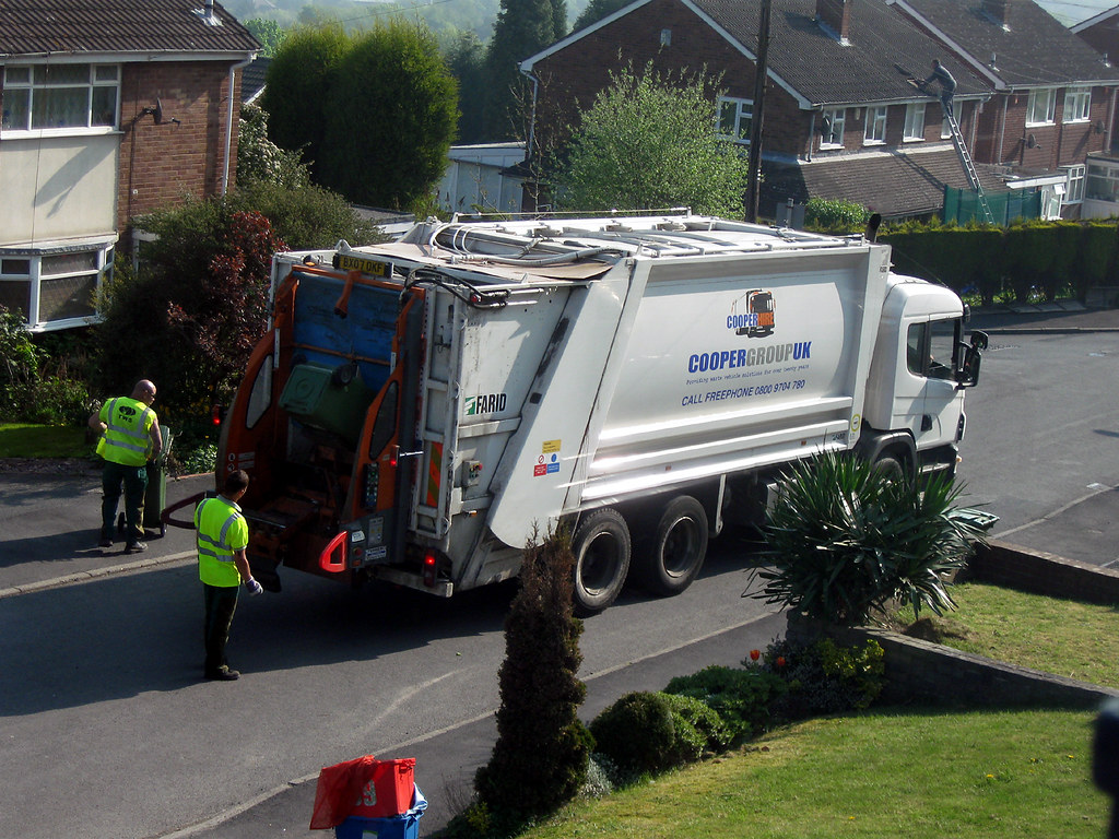 BX07OKF Farid Refuse wagon BX07OKF a Farid refuse wagon on… Flickr