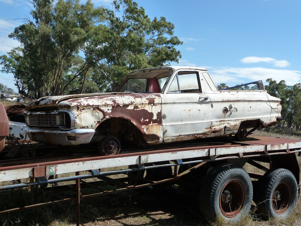 Falcon XP Falcon ute found on a farm in Central NSW. No ca… Flickr