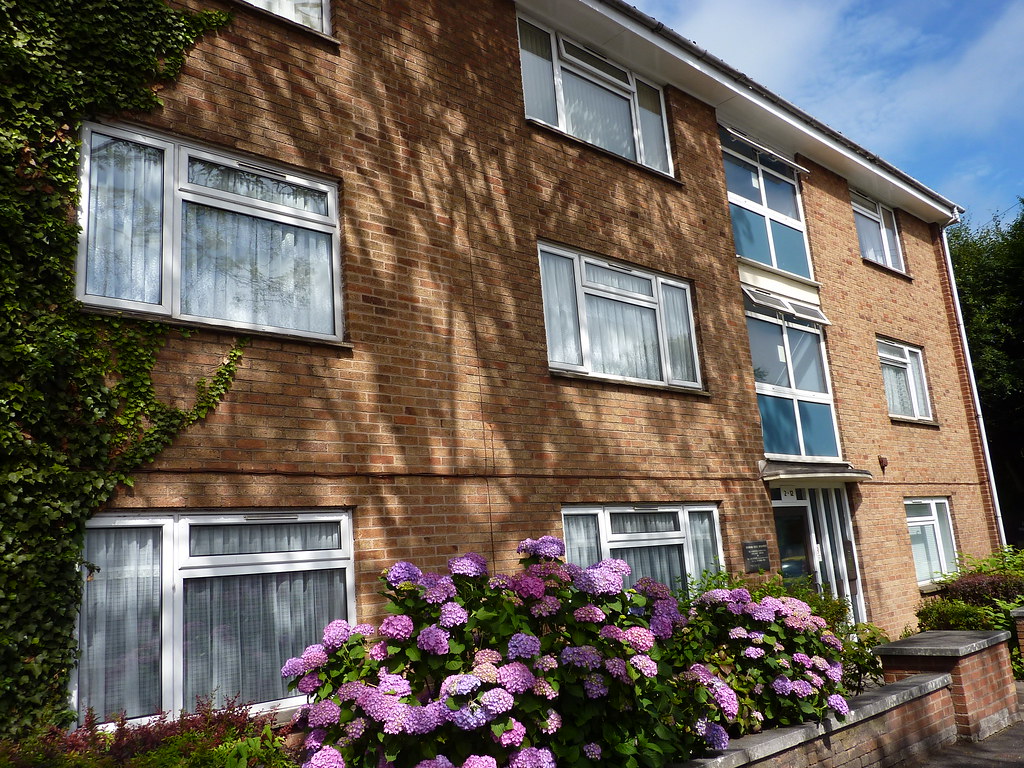 2 12 Binswood Street, Leamington Spa Council flats in Bi… Flickr