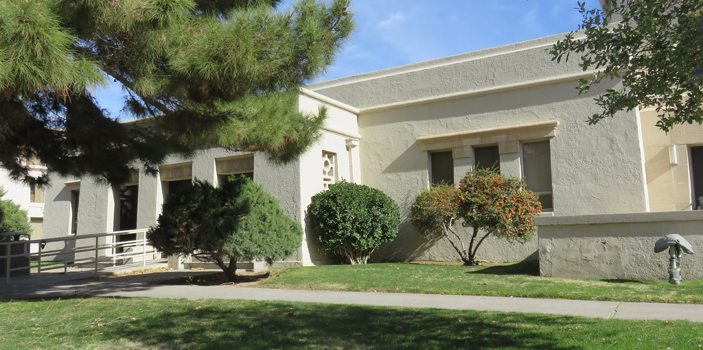 Bell Hall of the University of Texas at El Paso (El Paso, … Flickr