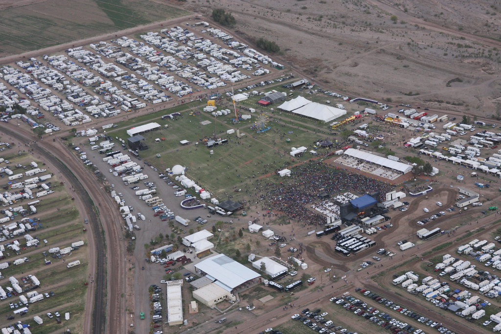 CT AZ 1095 Country Thunder Flickr