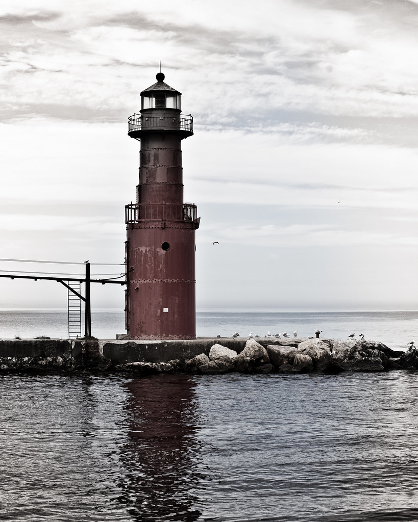 Algoma Pierhead Light Justin Phillips Flickr
