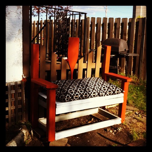 Freshly painted bench and new cushion. li hu ma Flickr