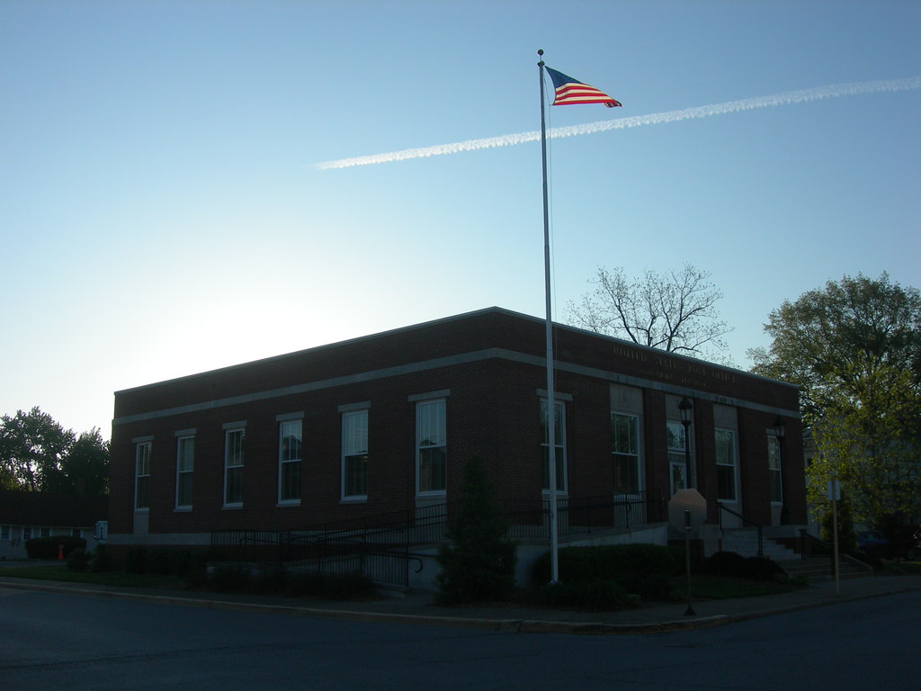 Carmi, Illinois 62821 Constructed in 1938. New Deal mural… Flickr