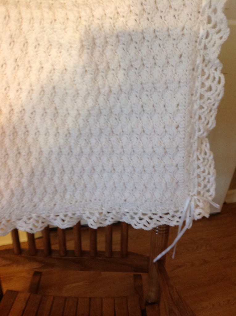 Innocence Baby Blanket Pattern from Leisure Arts book "Bab… Flickr