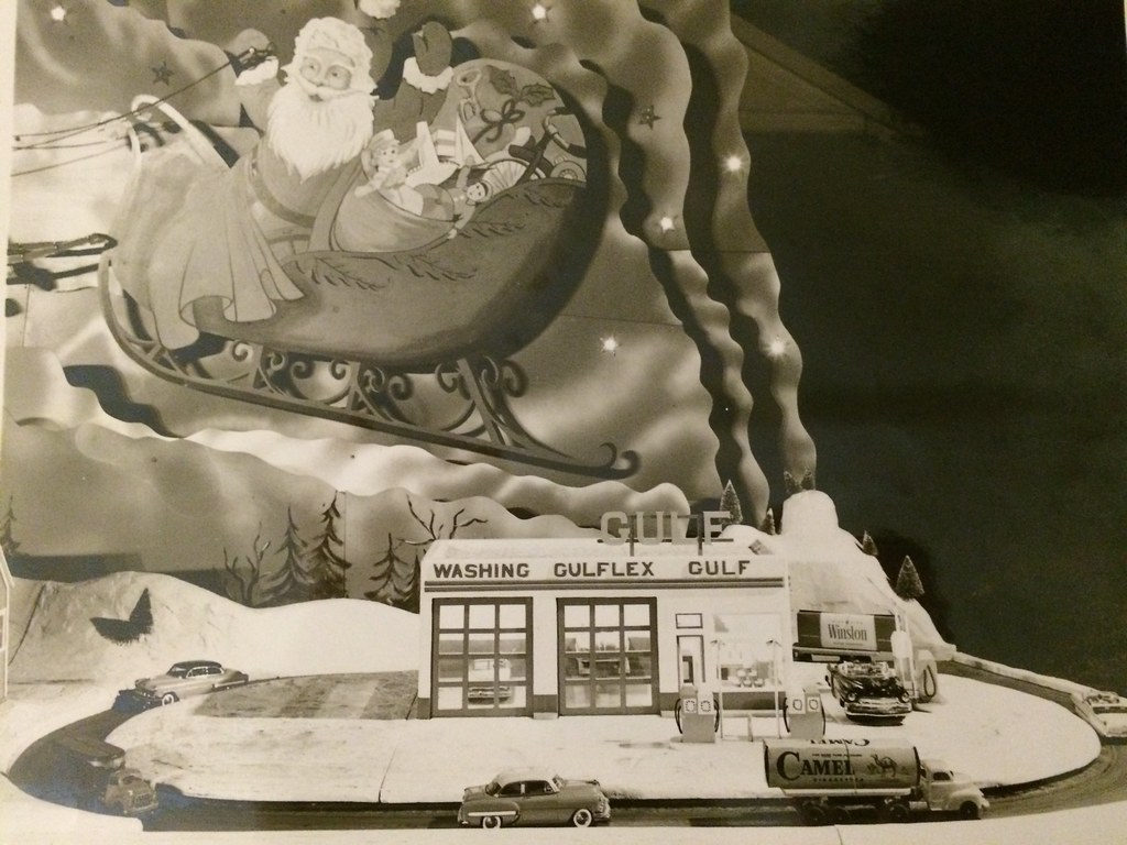 Christmas Display, Konnoak Drive, WinstonSalem, NC late 1… Flickr