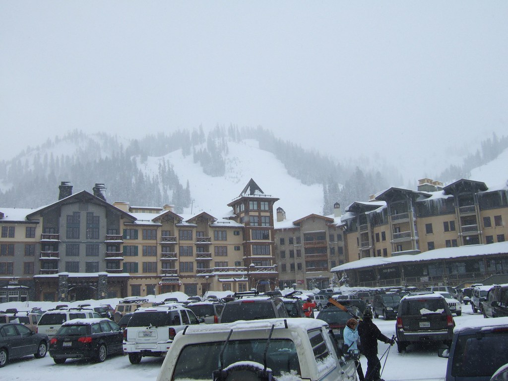 Squaw Valley View of the Squaw Valley village from the par… Flickr