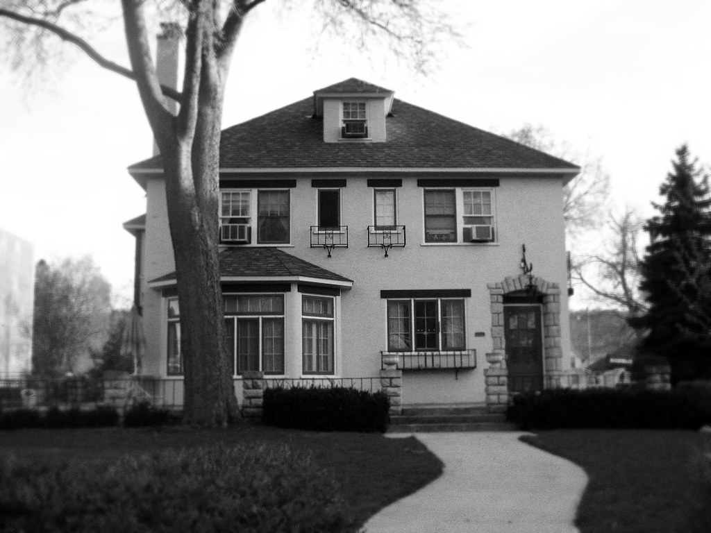 one of many watkins homes in winona This one is next to th… Flickr