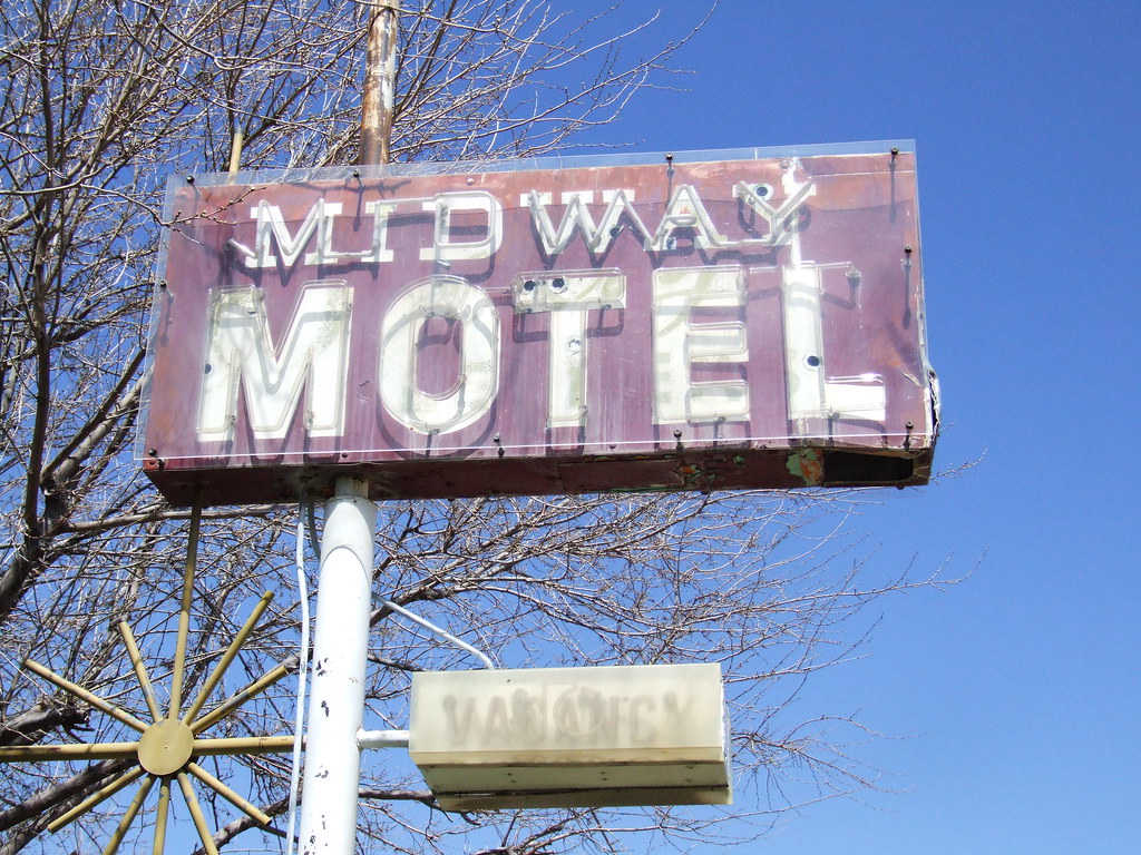 Midway Motel Doyle, CA Curtis Gregory Perry Flickr