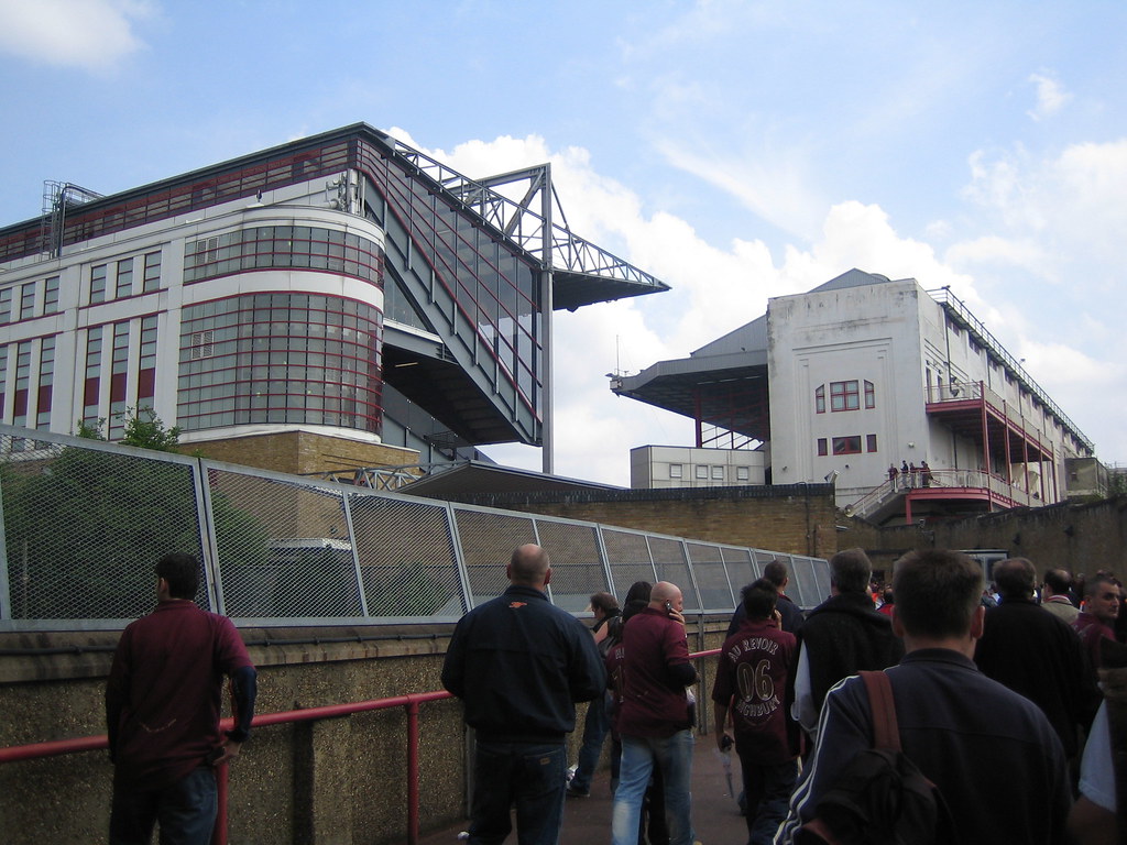 North Bank a photo on Flickriver