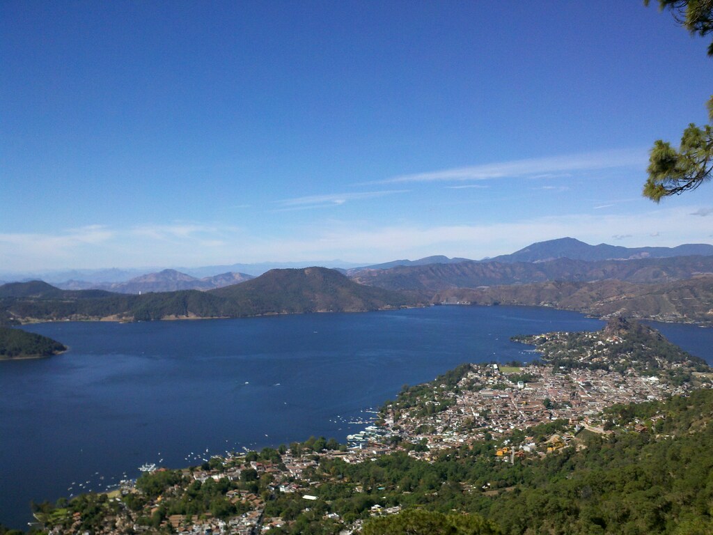 Valle de Bravo, vista desde la Torre Desde donde se lanzan… Flickr