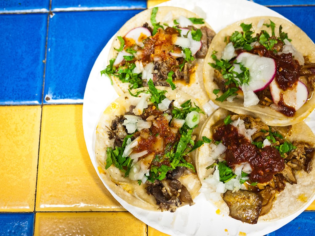 8 vallarta tacos de cabeza, tacos de buche taqueria va… Flickr