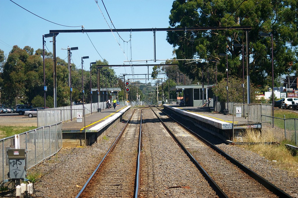Ferntree Gully Railway Staion Ferntree Gully is located 35… Flickr