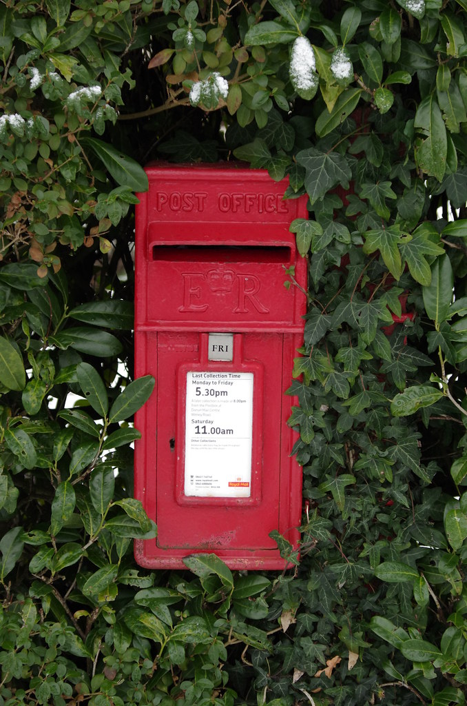 Poole, Dorset, The 'Lost' Post Box bmkmedia.uk Flickr