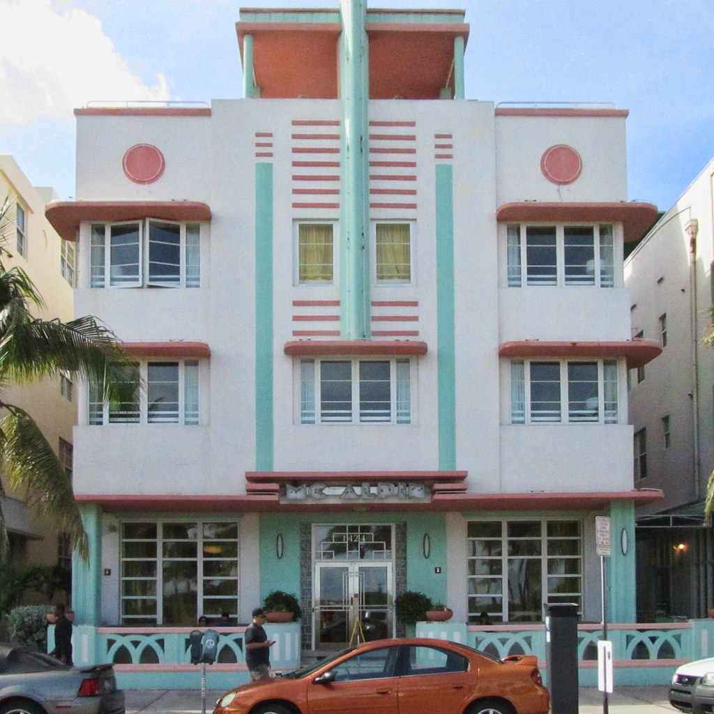 Miami Beach Art Deco Building 08 Art Deco building in Miam… Flickr