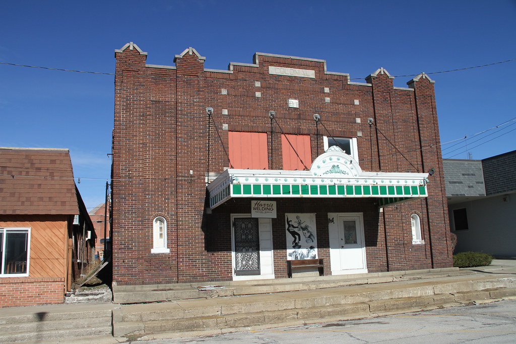 Colfax IL, Colfax Illinois, Movie Theater, Colonial Theate… Flickr
