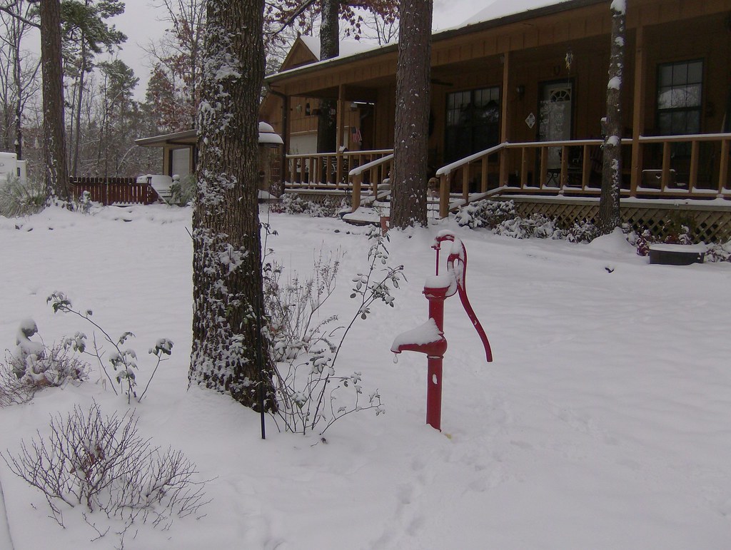 Snow in Arkansas Jan.2011 018 b65f410a4e01a71665ea91fe5063a04d Flickr