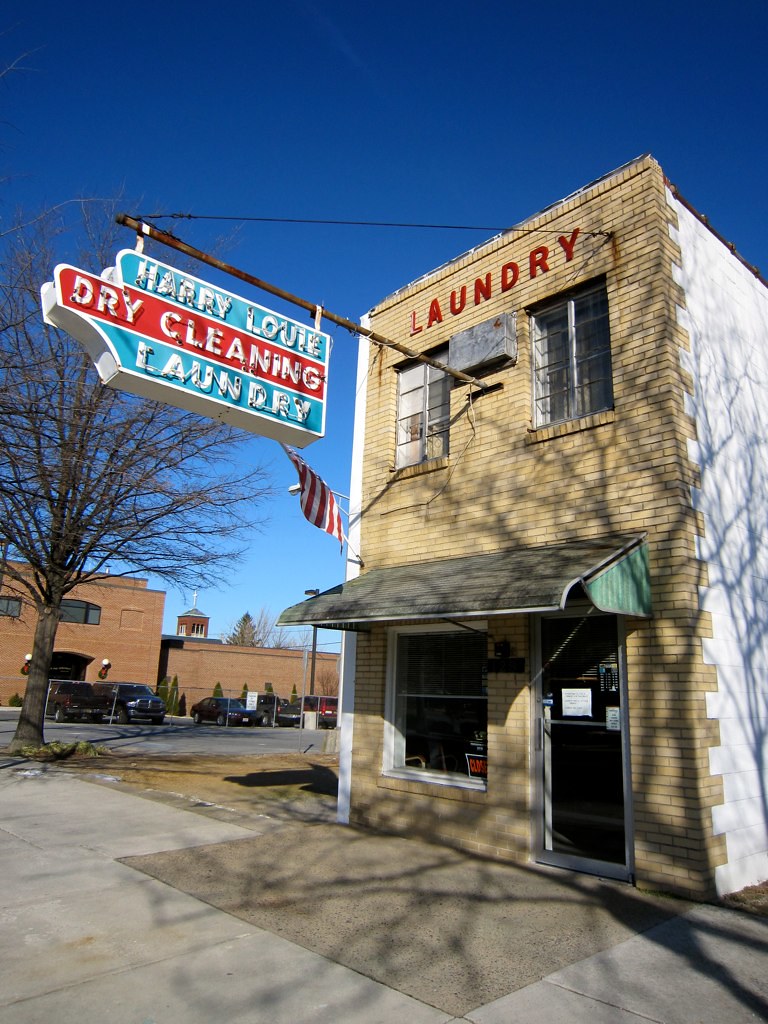 Harry Louie Dry Cleaning & Laundry Dover DE retroroadmap.c… Flickr