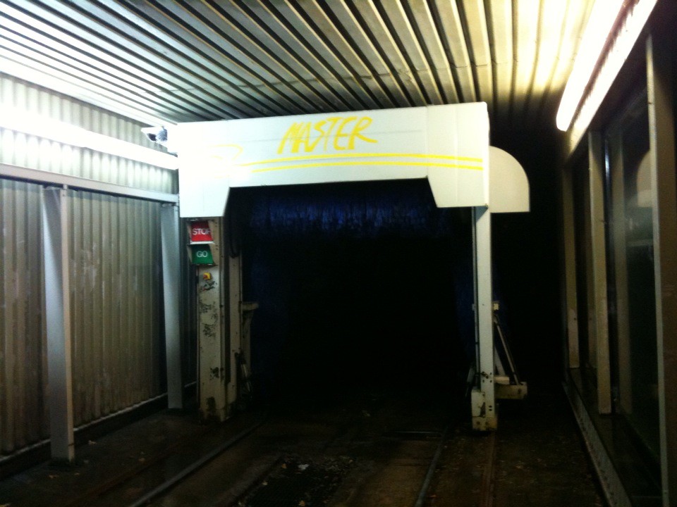 Master BP garage wash in the Wirral, Liverpool Carwash09 Flickr