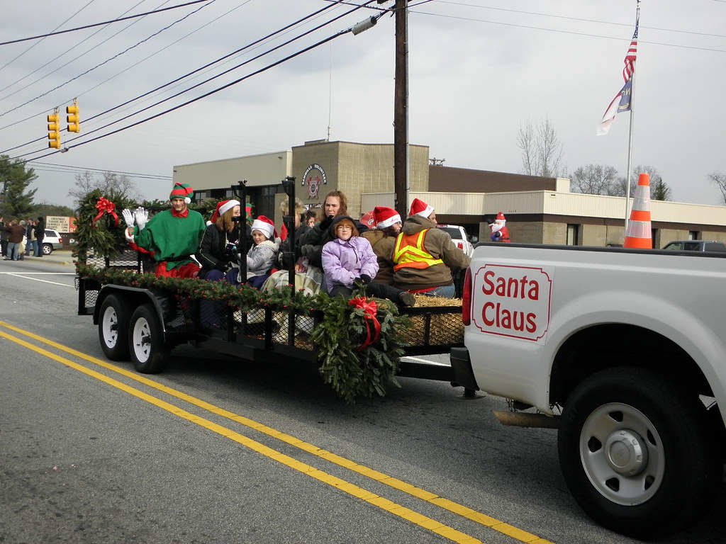 Sawmills, NC Christmas Parade 2010 Chris Poteet Flickr