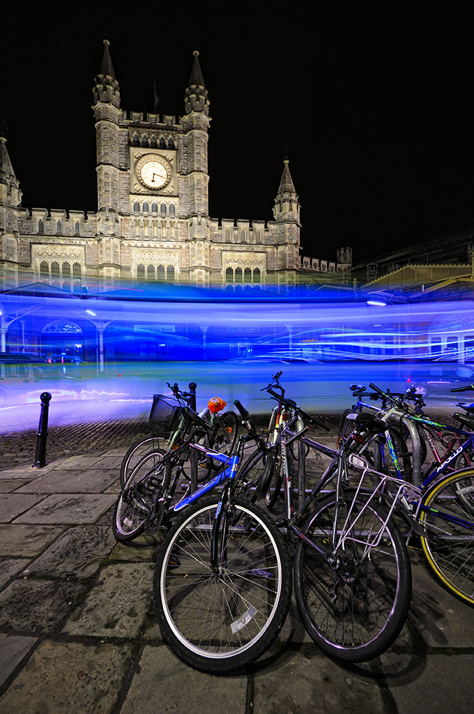 Temple Meads and bike stand Tony Flickr