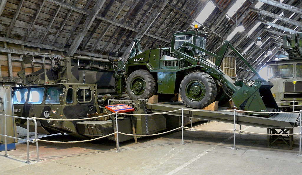 M2 Alligator Amphibious Bridging vehicle belonging to 28th… Flickr