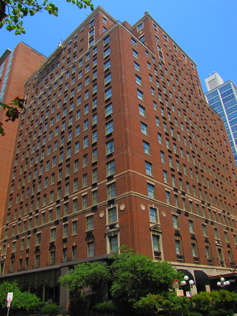 Ambassador East Hotel Gold Coast, Chicago Brandon