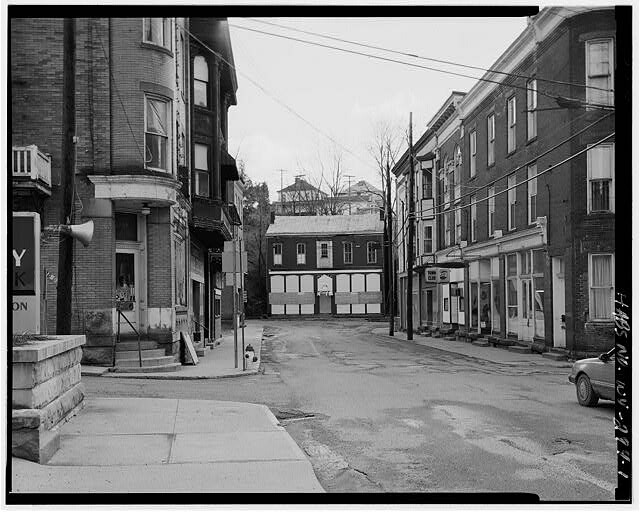Main St., Cameron, W.Va., looking east from corner of Nort… Flickr