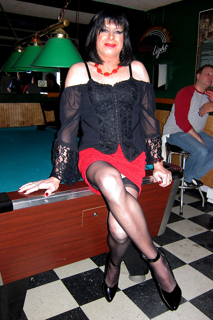 At Triangles 02 At Triangles in Danbury Ct. for Betty Page… Flickr