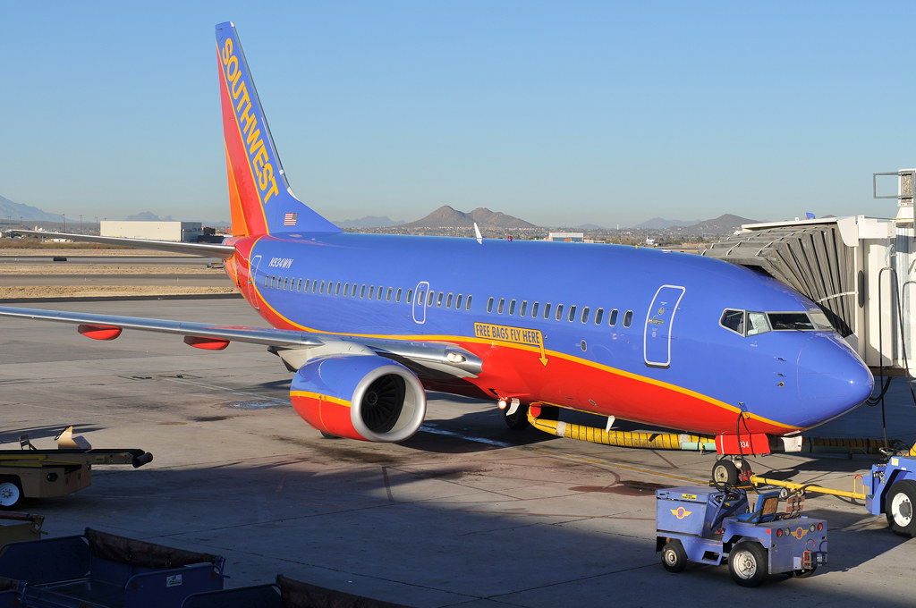 Southwest 7377H4 N934WN Wearing the "Bags fly free here" … Flickr